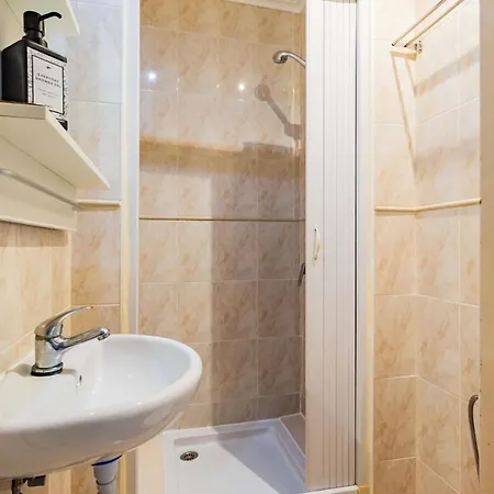 2br Alfama 公寓